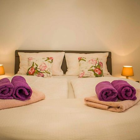 Apartments Mm Podstrana Ngoại thất bức ảnh