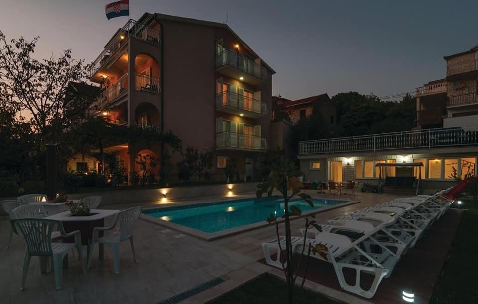 Apartments Mm Podstrana Ngoại thất bức ảnh