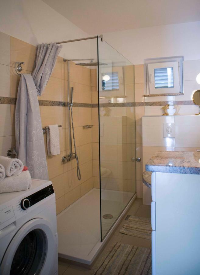 Apartments Mm Podstrana Ngoại thất bức ảnh
