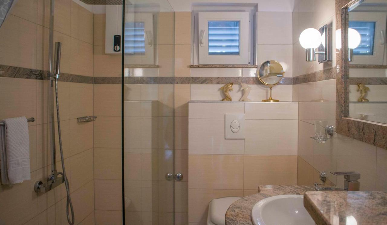 Apartments Mm Podstrana Ngoại thất bức ảnh